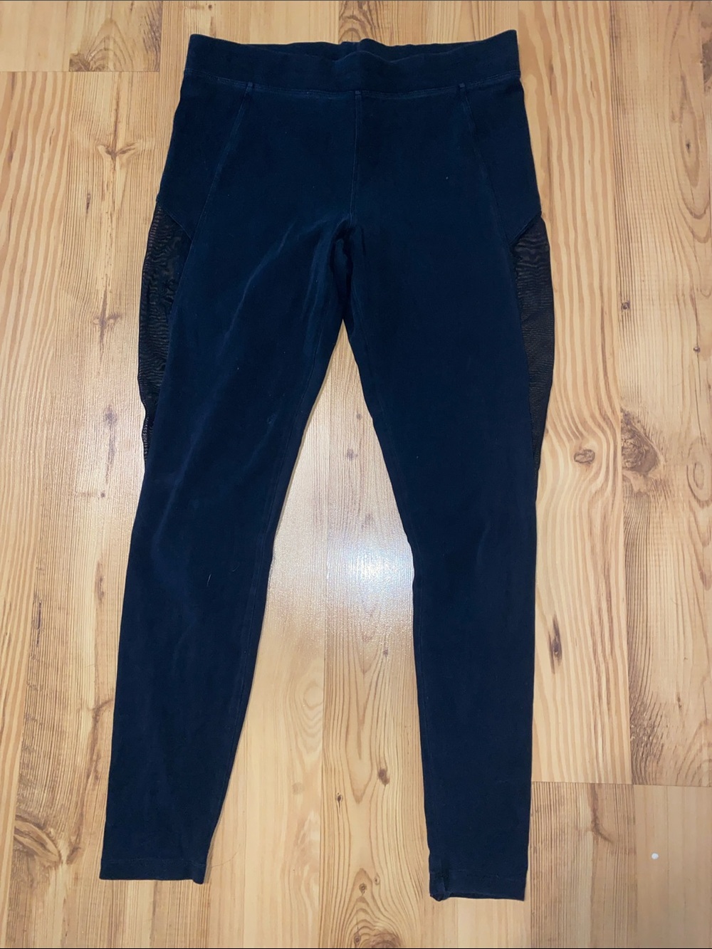 Express Black Performance Leggings with Mesh Sides